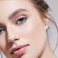 Load image into Gallery viewer, Radiant Powder Highlighter
