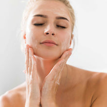 Load image into Gallery viewer, Botanical A Cleanser