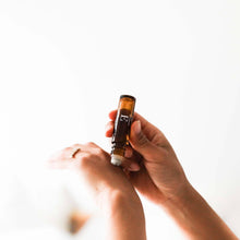 Load image into Gallery viewer, Botanical E Youth Preservation Serum
